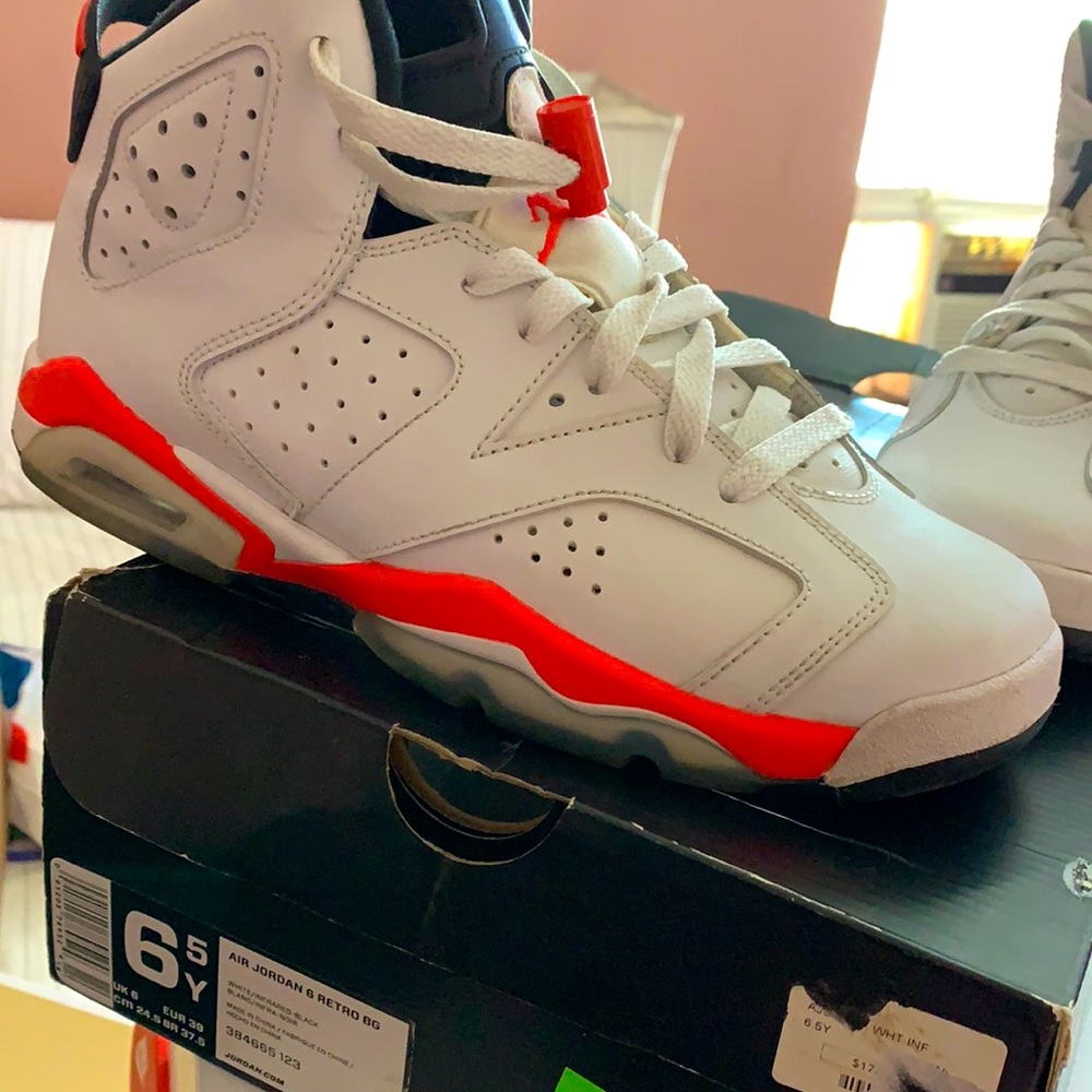 Jordan 6 white Infrared 6.5Y